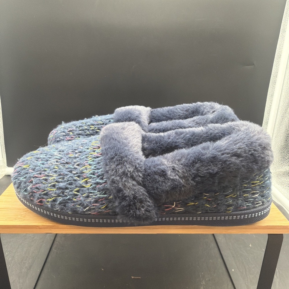 Skechers Navy Blue Cozy Lined Vegan Sweater Knit Slippers Campfire Womens SZ 6.5